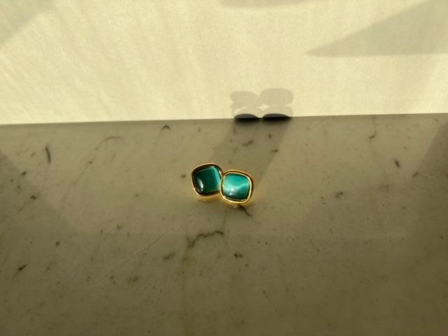 Gold Cat Eye Stud Earring- Made of Stainless Steel